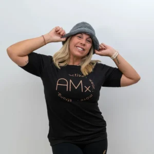 remera dama clasica en color negro con estampa amx